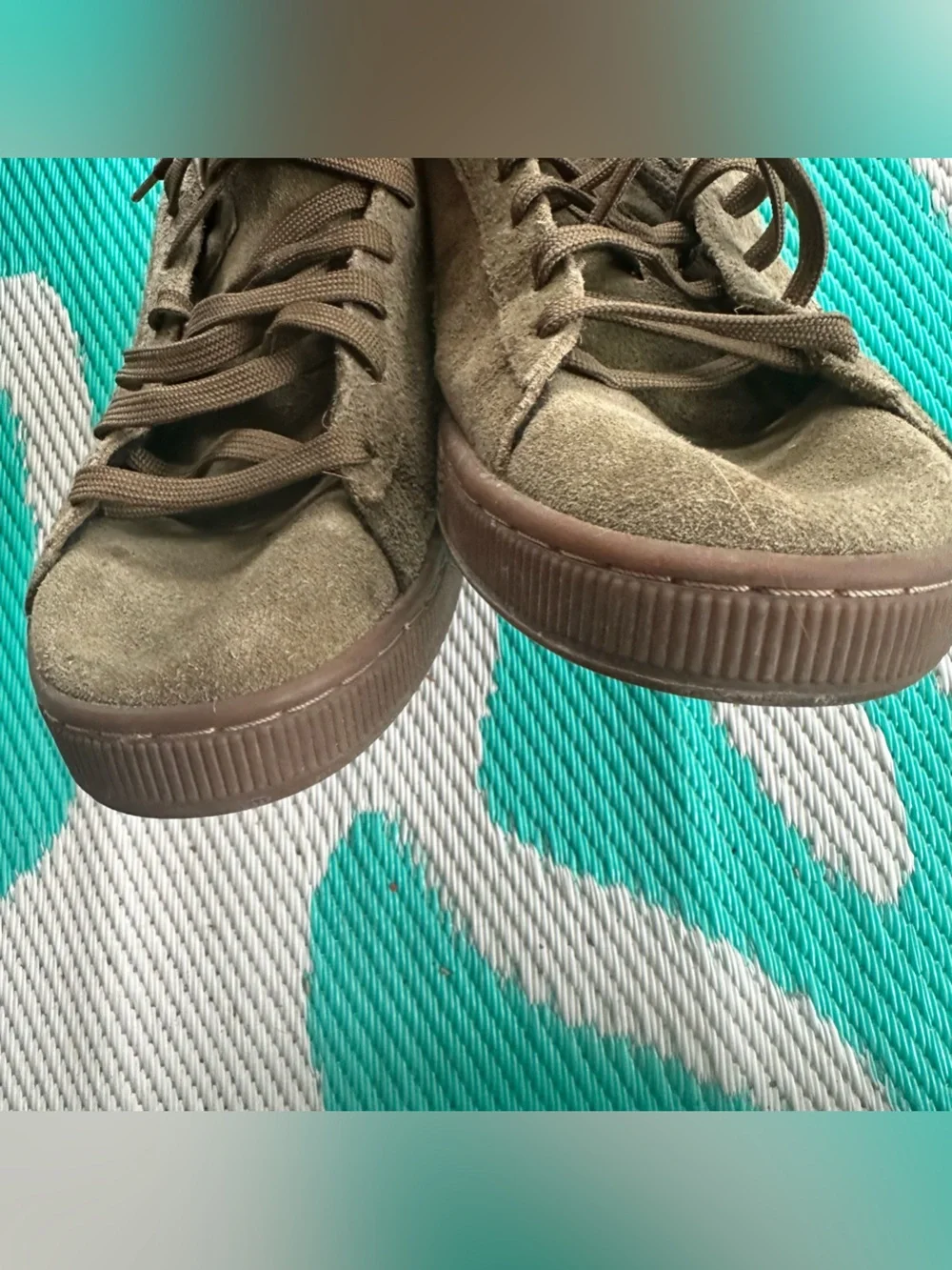 Puma Suede Men’s Sneakers - Olive Green size 12